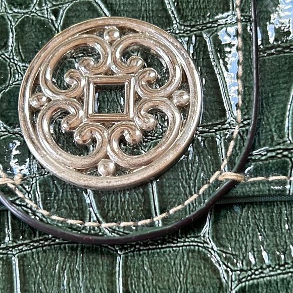 Faux leather green wallet.  Good condition. Lots of pockets and pouches. - Picture 2 of 8